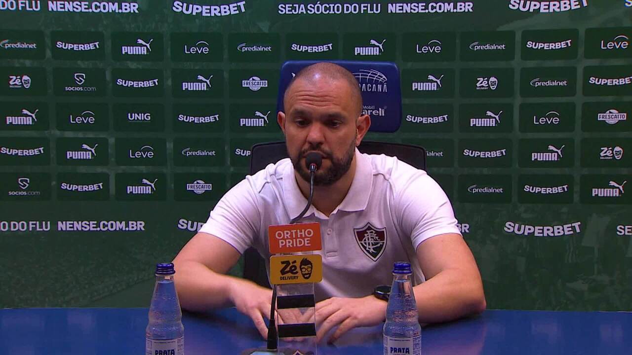 Presidente do Fluminense efetiva Marcão no comando do time